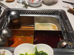 -海底捞火锅(长宁路龙之梦店)