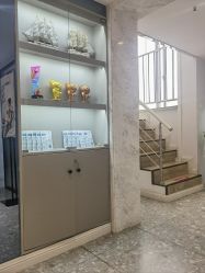 -咪咪专业脱毛连锁机构