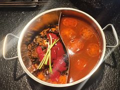 -鹿鸣山草本茶香火锅(园西路店)