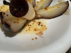 -锅飘飘·东北铁锅炖(雨花客厅店)