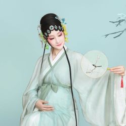 点击看大图 -后宫·古装汉服京剧儿童亲子全家福摄影