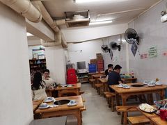 大堂-威邵鸡煲(西华路总店)