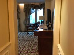 -广州富力丽思卡尔顿酒店