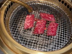 -铭牛烧肉·和牛海鲜自助(高新月牙湖店)