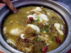 -周鱼小馆石锅酸菜鱼(活力汇店)