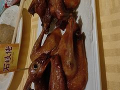 招牌烤乳鸽-石岐佬中山菜馆(张溪店)
