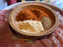 -爱你您·自家鱼塘·活水喷泉鱼火锅(八里店)