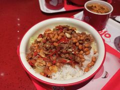 小炒黄牛肉饭-猪角·闽南猪脚饭(上梅林店)