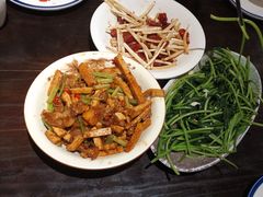 -饭桌故事·血鸭湘(荣宝华店)