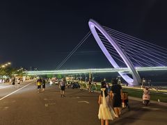 -南京眼步行桥