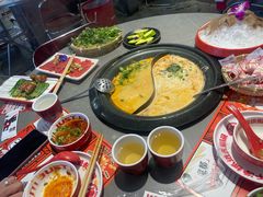 -生活如沸·顺德水牛奶火锅(大学路店)
