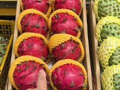 -三亚新鸿港水果一级批发市场