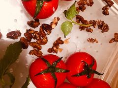 番茄脆菇沙拉-小大董·烤鸭(凤凰汇店)