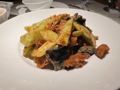 -聚友斋(陶瓷琉璃馆水晶街店)
