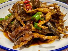 田鸡烧鱼乔-董厨煨汤馆(车站路店)
