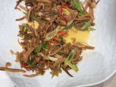 -凤凰园烤鸭店·唐山菜·传承花椒肉(老唐丰路店)
