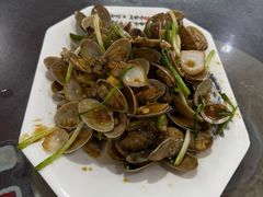 -岛中岛·海鲜大排档·万宁老字号(东澳店)