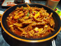 牛蛙堡-胖哥俩肉蟹煲(长沙高铁吾悦广场店)