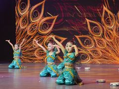 -蒲公英舞蹈艺术中心(解放路校区)