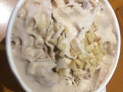 巧心榛果拿铁中杯-COSTA COFFEE(上海五玠坊店)