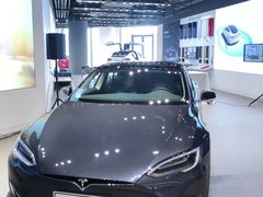 -TESLA 特斯拉(上海太古汇体验店)