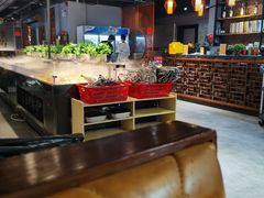 -牛里牛气· 榴莲海鲜鲜牛肉自助火锅·烤肉(横岗店)