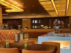 -东西风牛排馆周末烧烤自助(首都机场希尔顿店)