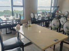 -七的湖·晚芳亭·阳澄湖农家菜·大闸蟹(莲花岛店)