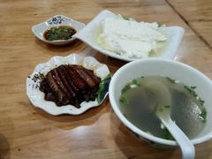 -丘艳豆花饭大排档(大坪店)