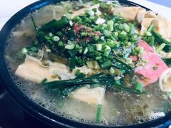 酸菜培根骨汤米线-蒙小妹骨汤饭.米线(新光路店)