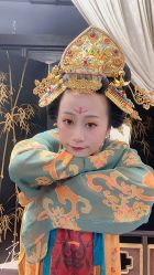 -盘子女人坊生日照·摄影馆(浦东店)