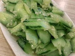 蒜泥黄瓜-风味小吃(浦东南路2368)
