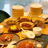 岛上也有人均40的春饼店了