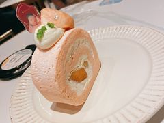 粉色莓莓卷-KNOTKNOT珞珞·日式甜品(K11店)
