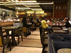 大堂-大中华希尔顿酒店-念自助餐·嗨啤·小龙虾
