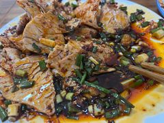 蒜泥白肉-温记府廟豆汤饭·始于1955年(海椒店)