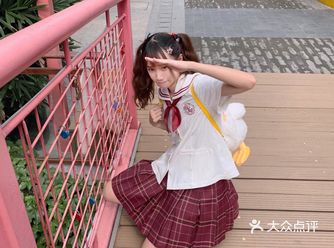 蹭了个萌宠主题乐园拍照幼稚园真的太乖啦