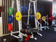 -英派斯健身旗舰店(海信国际中心馆)