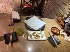 -何师烧烤·香辣蟹·川菜·30年老品牌(太古里旗舰店)