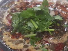 -刚砂锅鸡丝米线