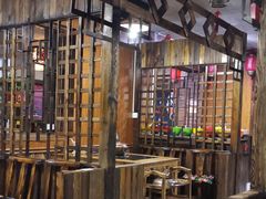 大堂-果松木炭酸菜铜火锅·外婆参鸡汤