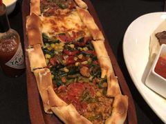 四季皮塔饼-Efes Turkish & Mediterranean Cuisine 艾菲斯餐厅(陆家嘴店)