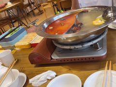 -黔哆哆地摊酸汤火锅(清湖店)
