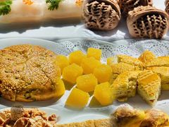 -红黄蓝幼儿园(颐东苑店)