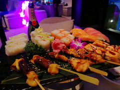 -Bo Lounge & BOA Club