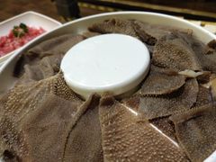 生态鲜毛肚-滇釜火锅·能喝汤的火锅(车公庄店)