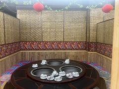 -东北铁锅炖鱼·大鹅·小鸡·排骨(五塔寺广场店)
