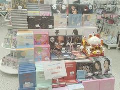 -Love Star追星馆(上海大悦城店)
