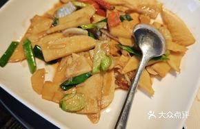 Stir-fried Pork with Bamboo Shoots