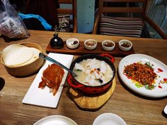 酸汤鱼-小大董·烤鸭(凤凰汇店)